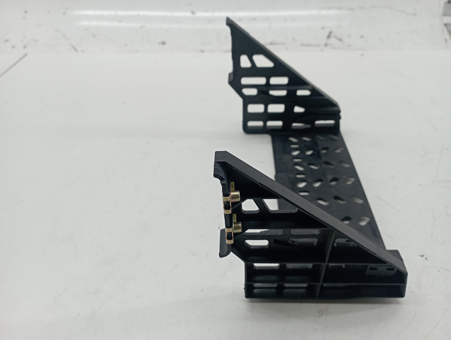 Suporte de rádio AUDI A4 Avant (8E5, B6) | 00 - 05