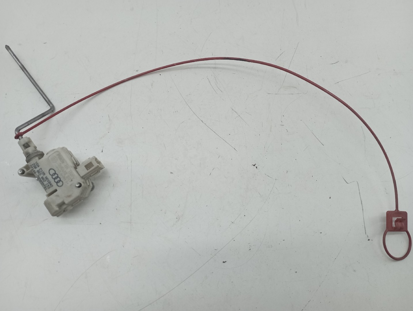 Fecho de deposito de combustível AUDI A4 Avant (8E5, B6) | 00 - 05 Imagem-4