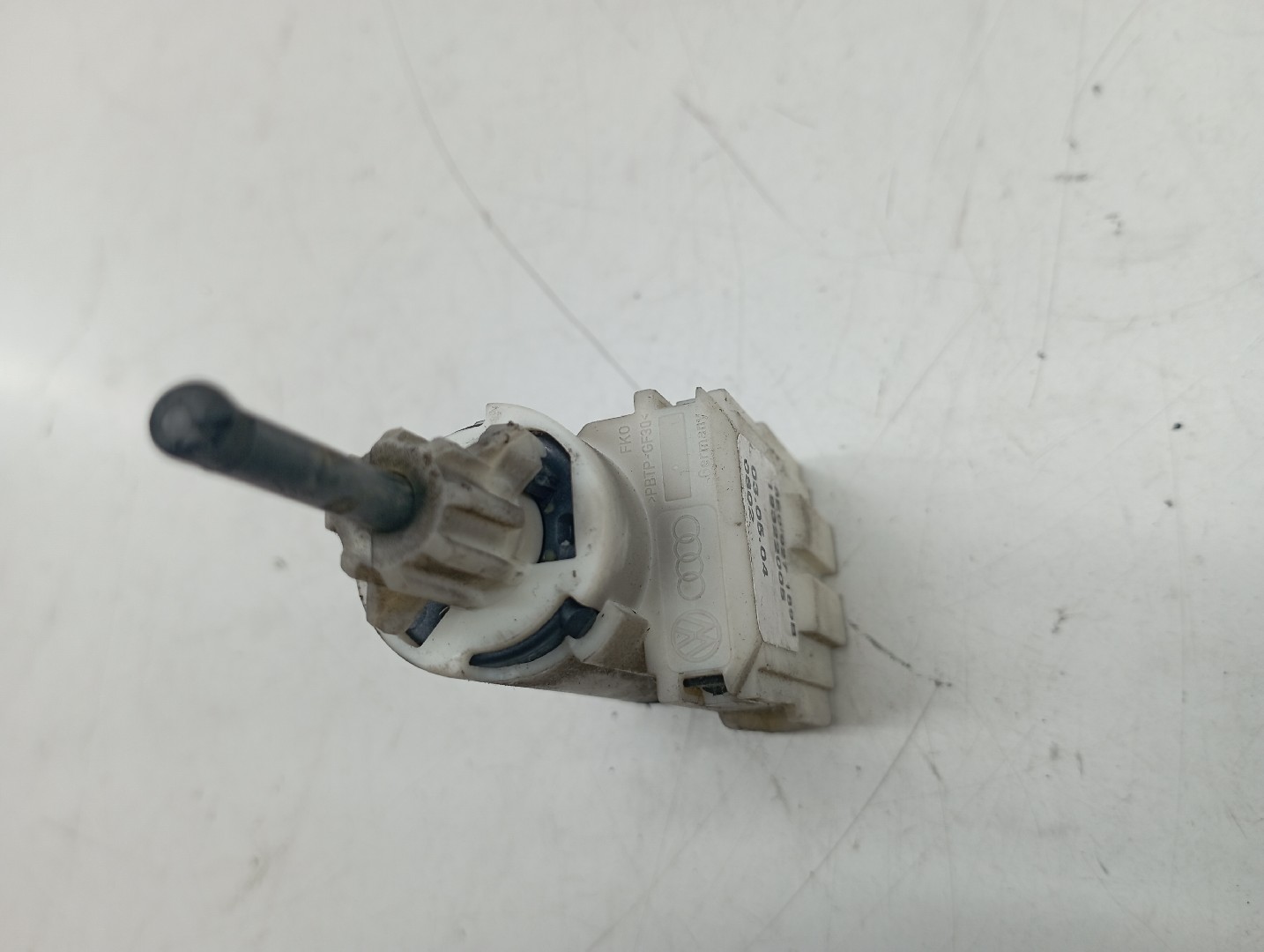 Sensor de luz stop AUDI A4 Avant (8E5, B6) | 00 - 05 Imagem-2