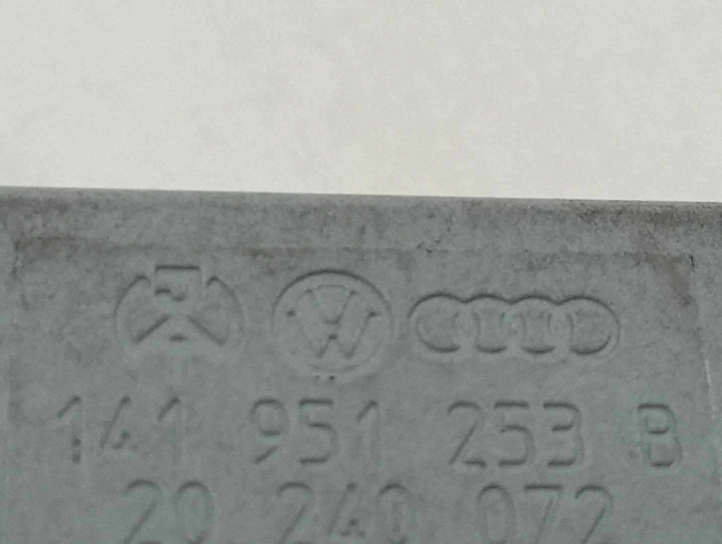 Relés AUDI A4 Avant (8E5, B6) | 00 - 05 Imagem-2