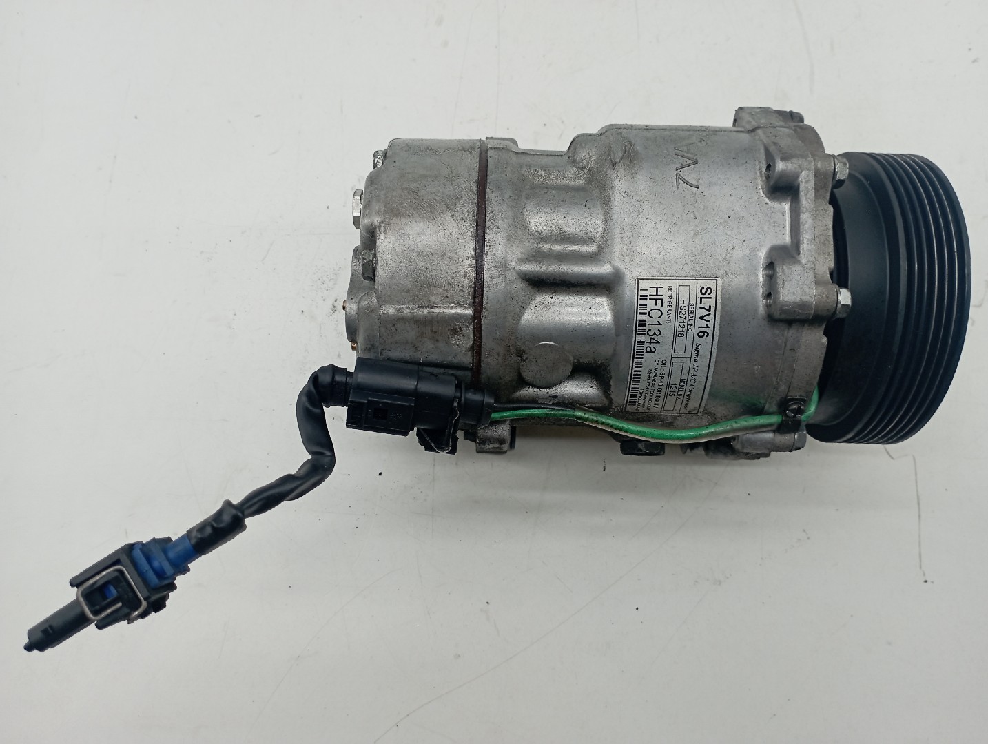 Compressor de Ar Condicionado VOLKSWAGEN GOLF IV (1J1) | 97 - 07