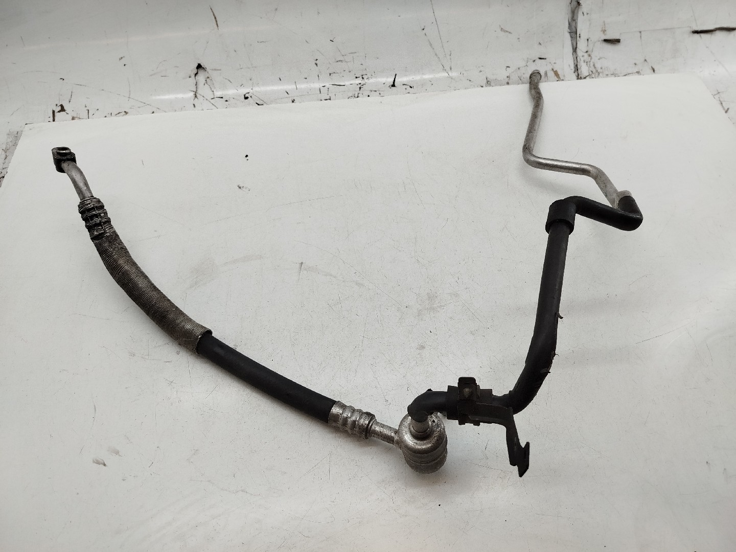 Tubo de Ar condicionado VOLKSWAGEN GOLF IV (1J1) | 97 - 07