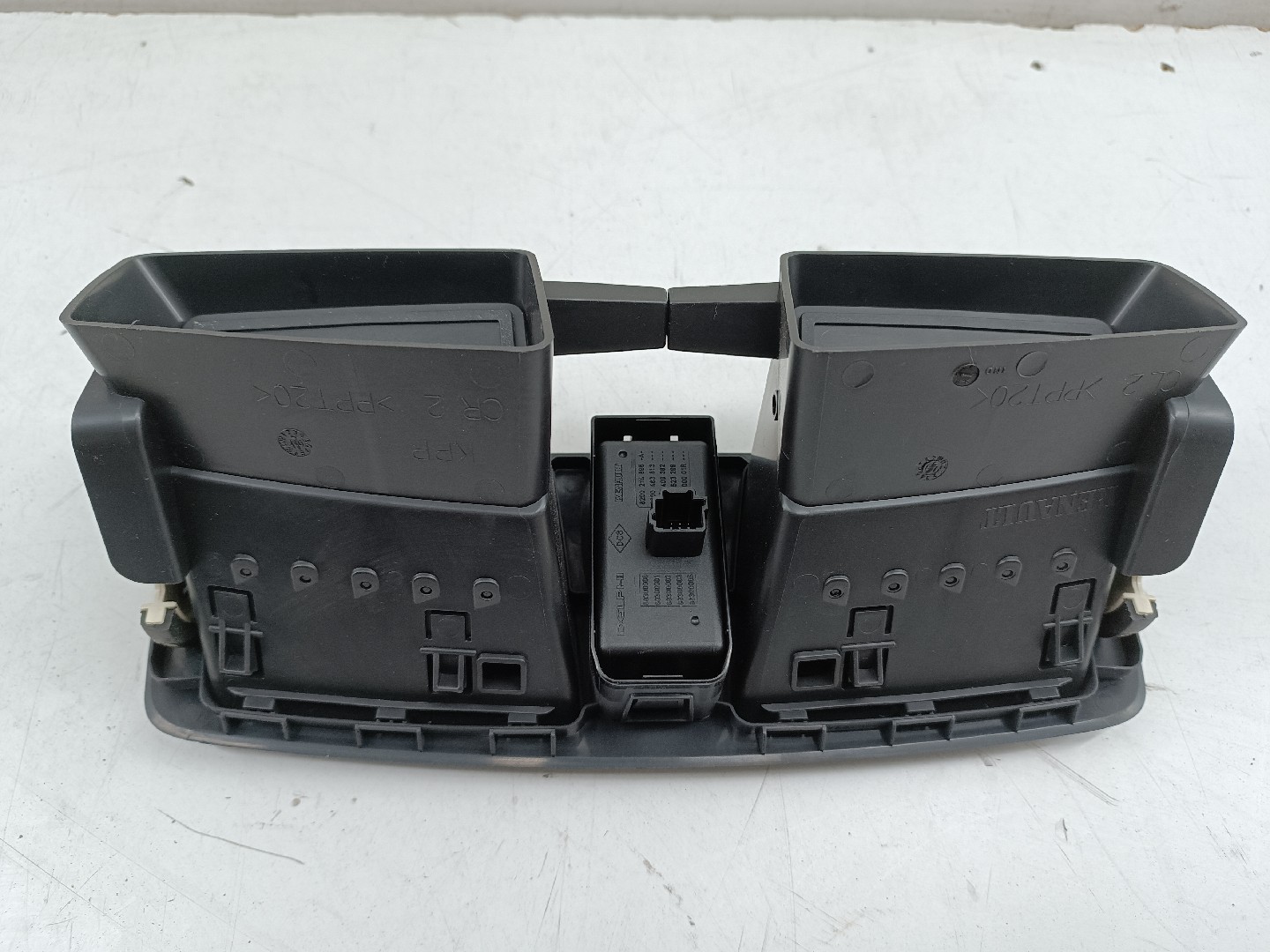 Difusor de ar central RENAULT MEGANE III Grandtour (KZ0/1) | 08 - 