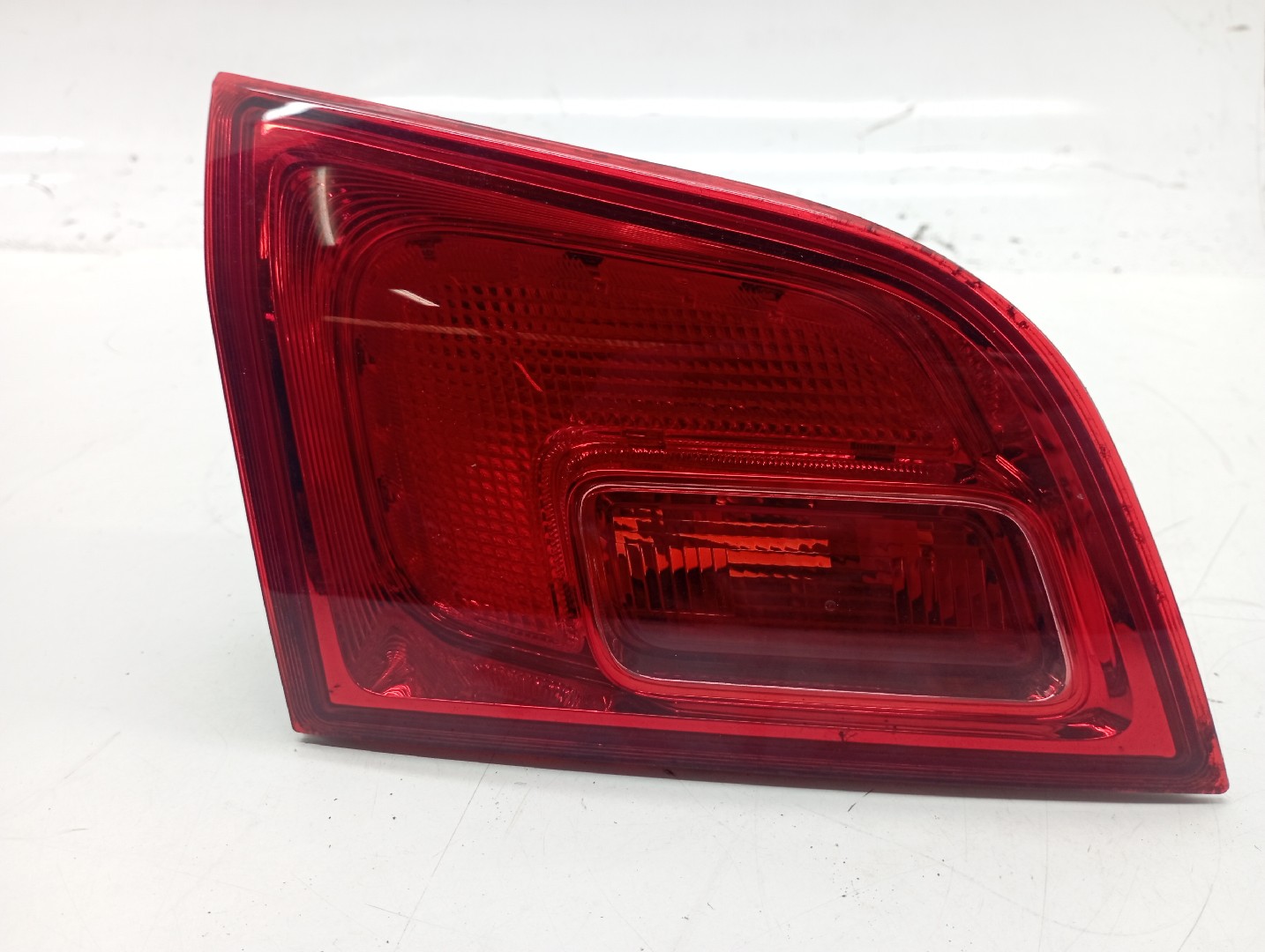 Farolim da Mala Esquerdo OPEL ASTRA J Sports Tourer (P10) | 10 - 15