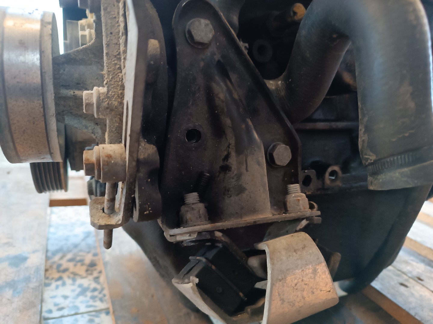 Motor RENAULT EXPRESS Caixa (F40_, G40_) | 85 - 01 Imagem-8