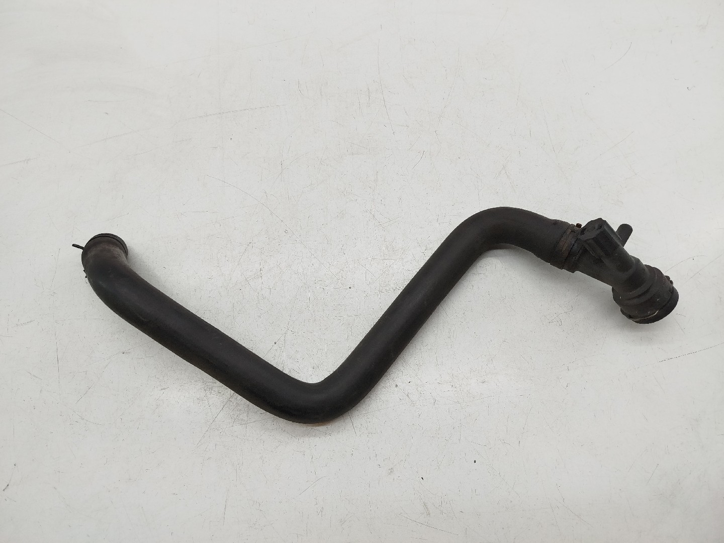 Tubo de radiador VOLKSWAGEN GOLF IV (1J1) | 97 - 07