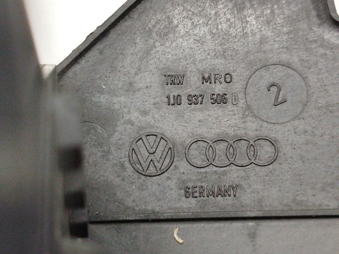 Placa de suporte de fusíveis VOLKSWAGEN GOLF IV (1J1) | 97 - 07 Imagem-3