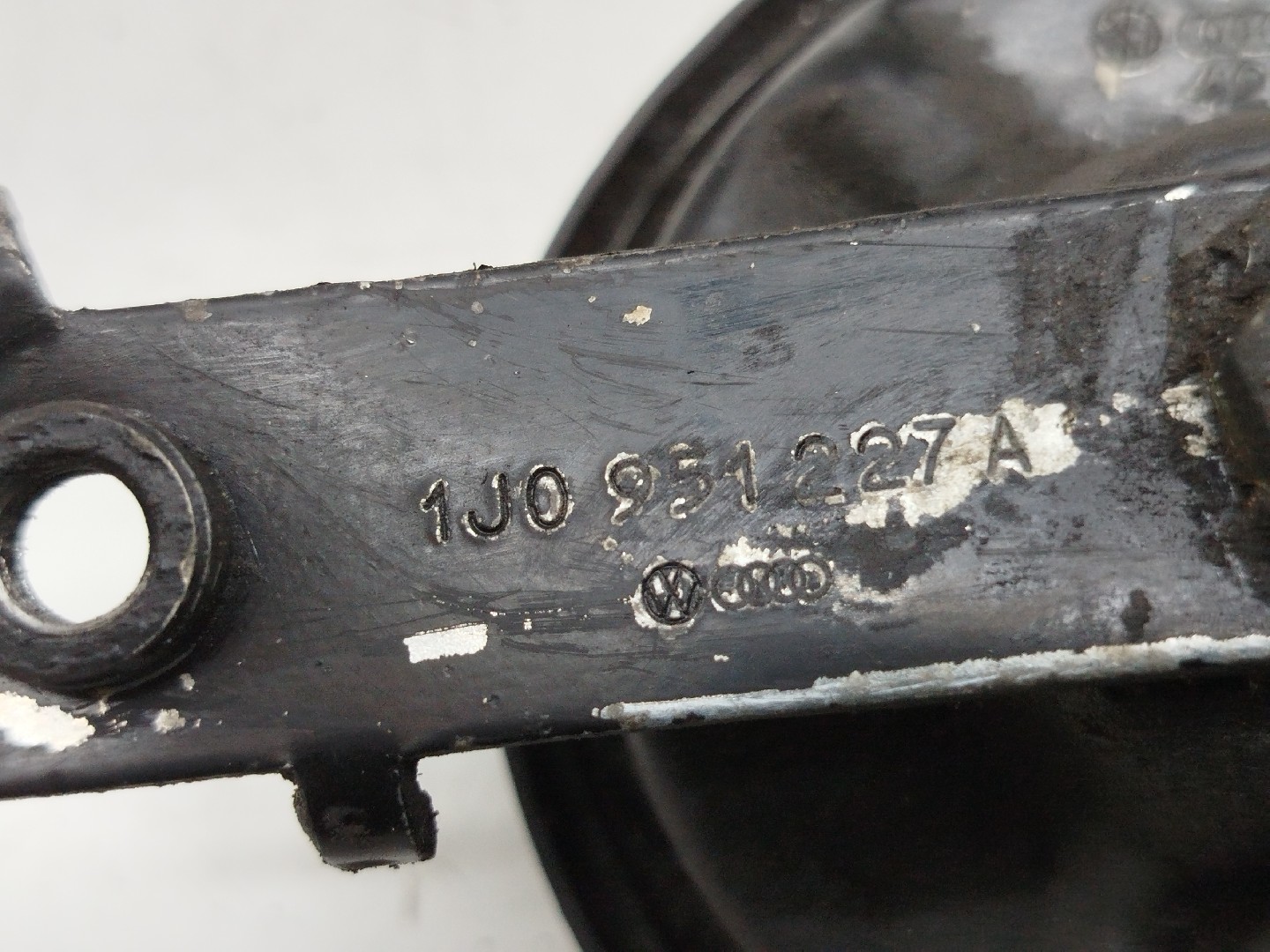 Buzina VOLKSWAGEN GOLF IV (1J1) | 97 - 07 Imagem-3