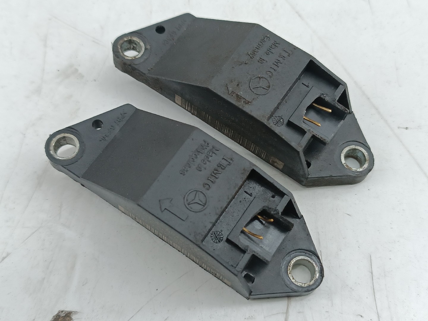 Sensores de airbag MERCEDES-BENZ E-CLASS T-Model (S211) | 03 - 09 Imagem-3