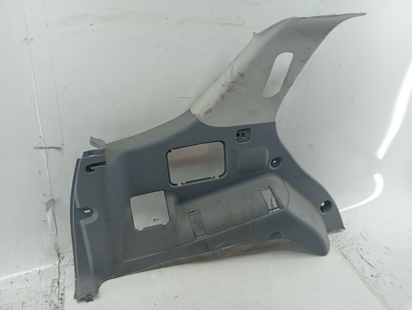 Acabamento esq/drt de mala(plásticos) MERCEDES-BENZ M-CLASS (W163) | 98 - 05 Imagem-1