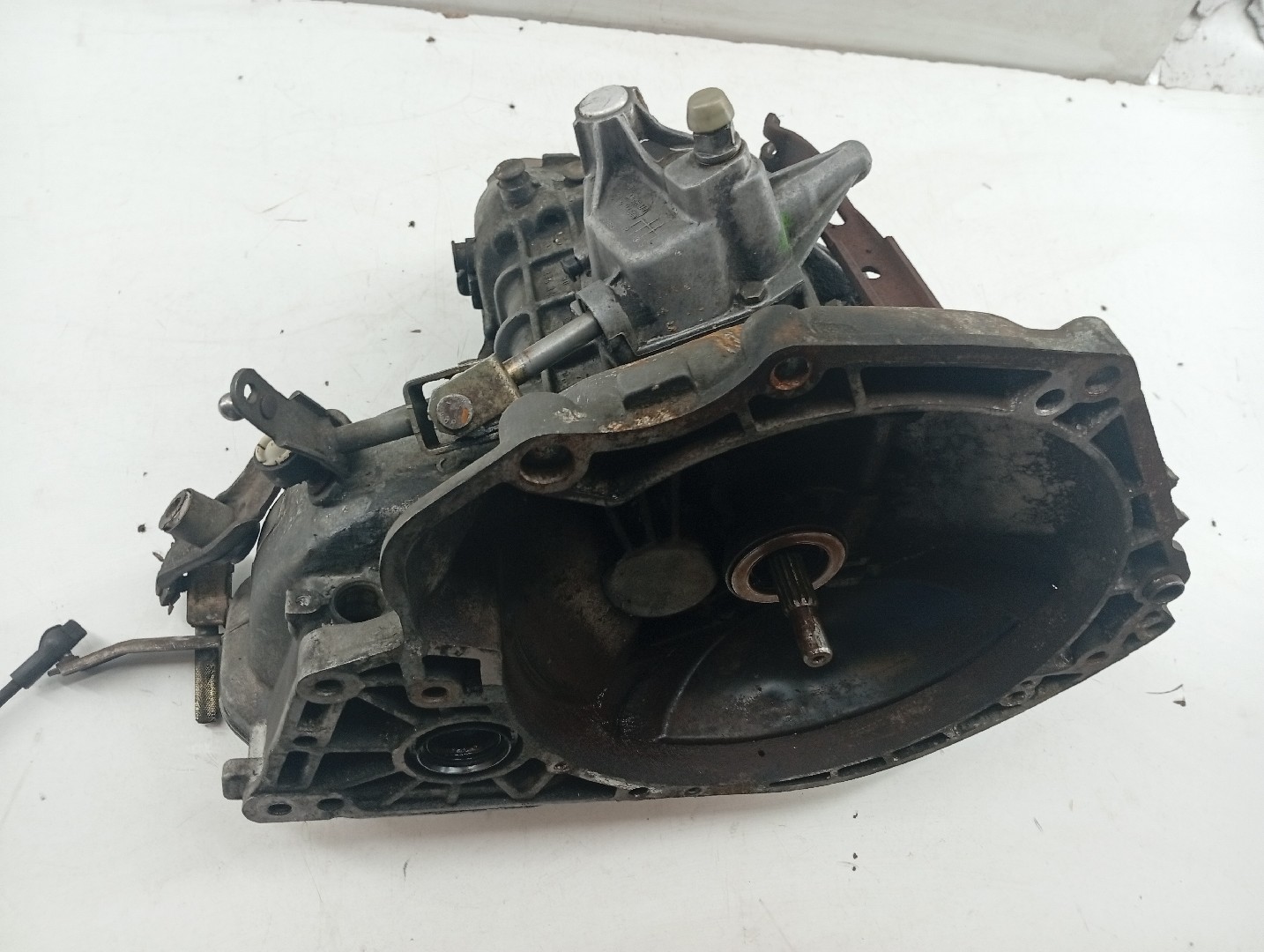 Caixa de velocidades OPEL CORSA A Hatchback (S83) | 82 - 93 Imagem-1