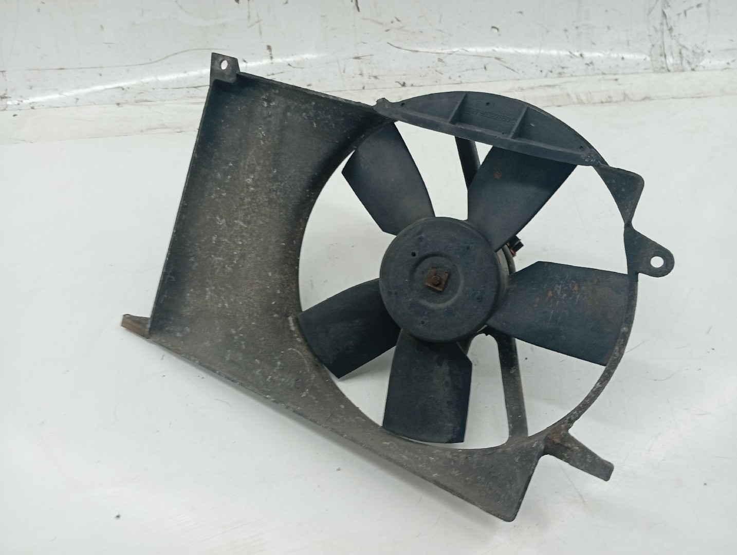 Termo ventilador OPEL CORSA A Hatchback (S83) | 82 - 93 Imagem-4