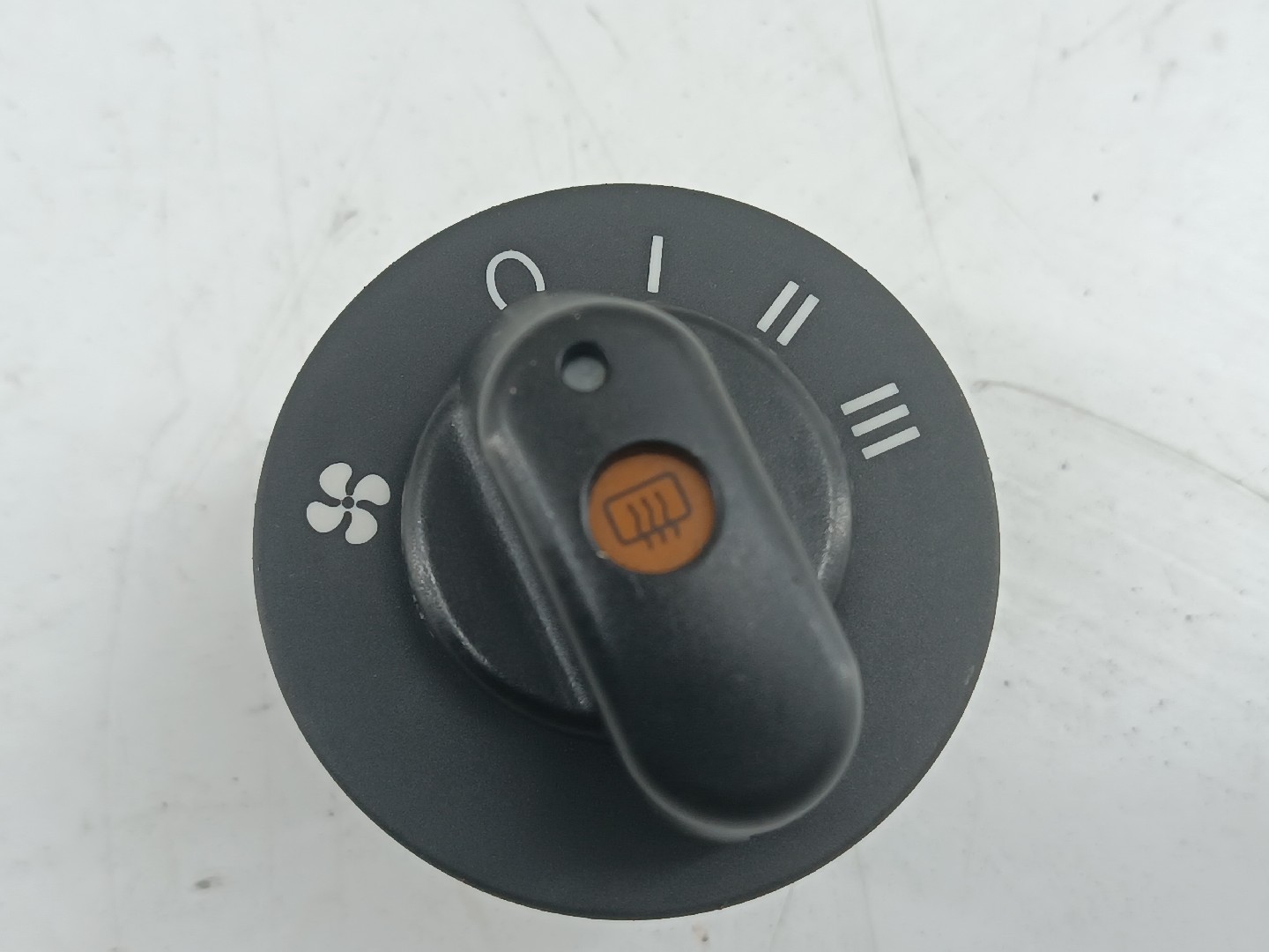Comutador de Sofagem / Ar Condicionado OPEL CORSA A Hatchback (S83) | 82 - 93 Imagem-2