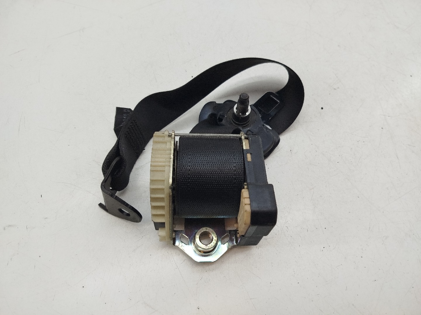 Cinto Traseiro Esquerdo OPEL CORSA C (X01) | 00 - 09