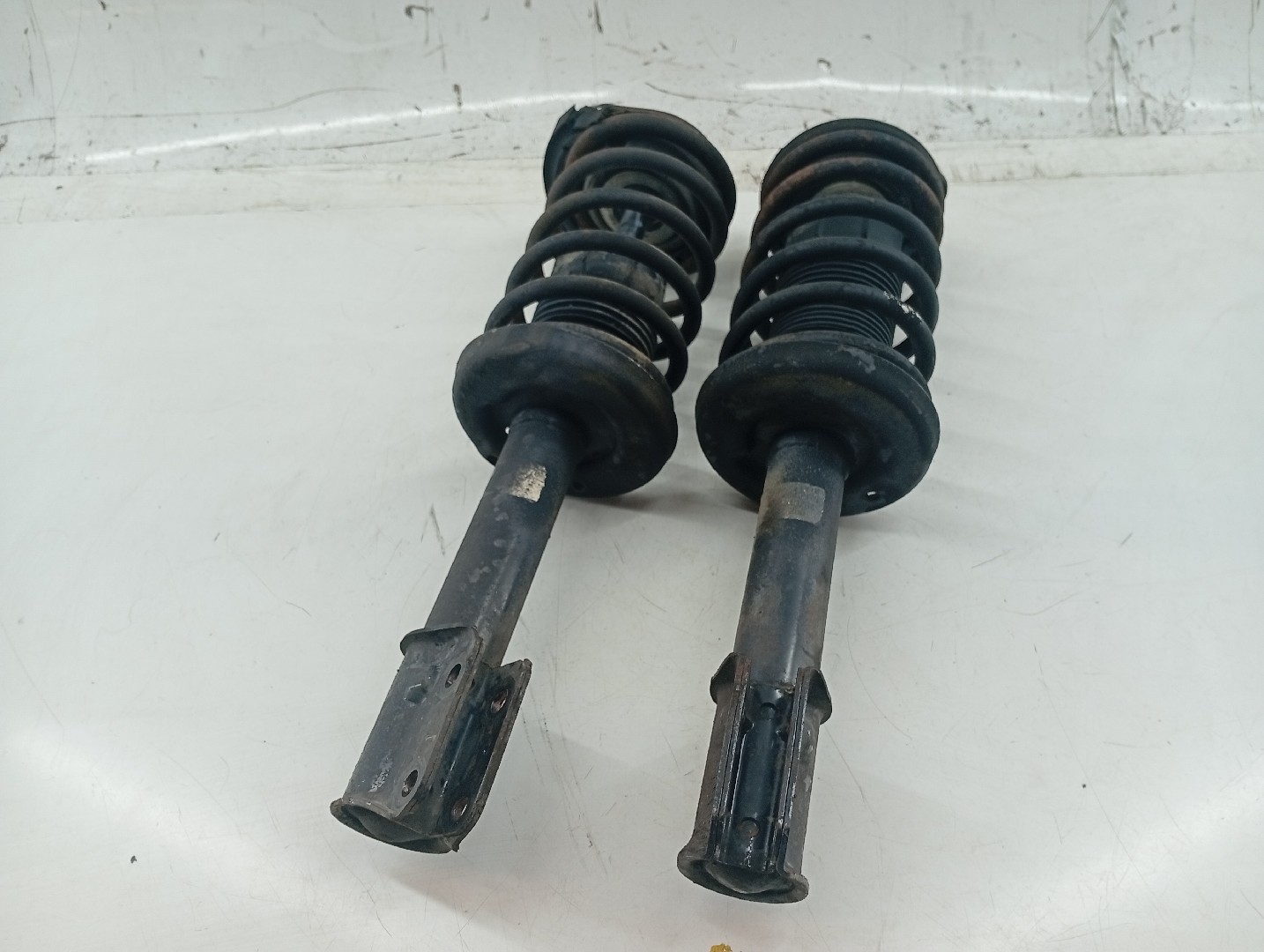 Amortecedores da frente OPEL CORSA A Hatchback (S83) | 82 - 93