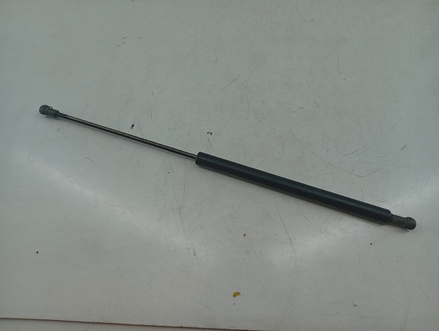 Amortecedor de porta da mala OPEL CORSA A Hatchback (S83) | 82 - 93
