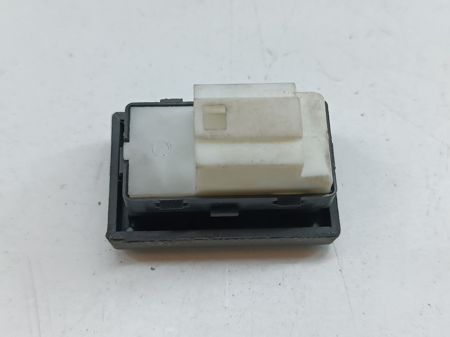 comutador de fecho central de portas SKODA FABIA II (542) | 06 - 14