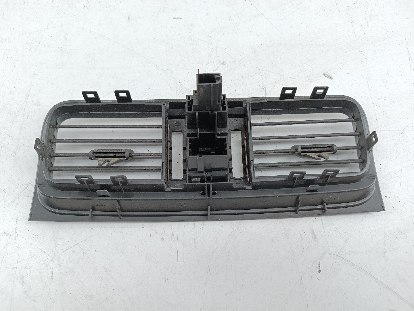 Grelha de ventilação interior SKODA FABIA II (542) | 06 - 14