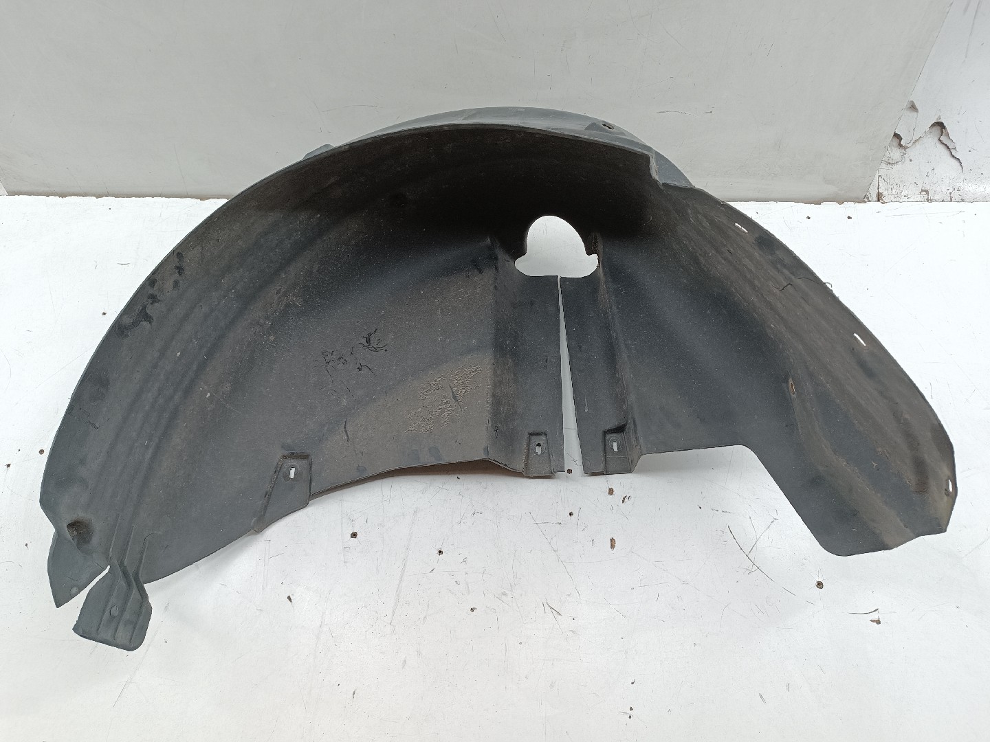 Cava de Roda Traseira Esquerda SKODA FABIA II (542) | 06 - 14