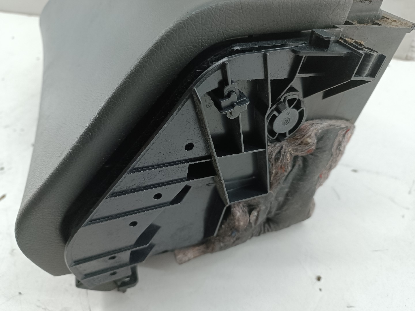 Porta luvas MERCEDES-BENZ C-CLASS (W203) | 00 - 07 Imagem-1
