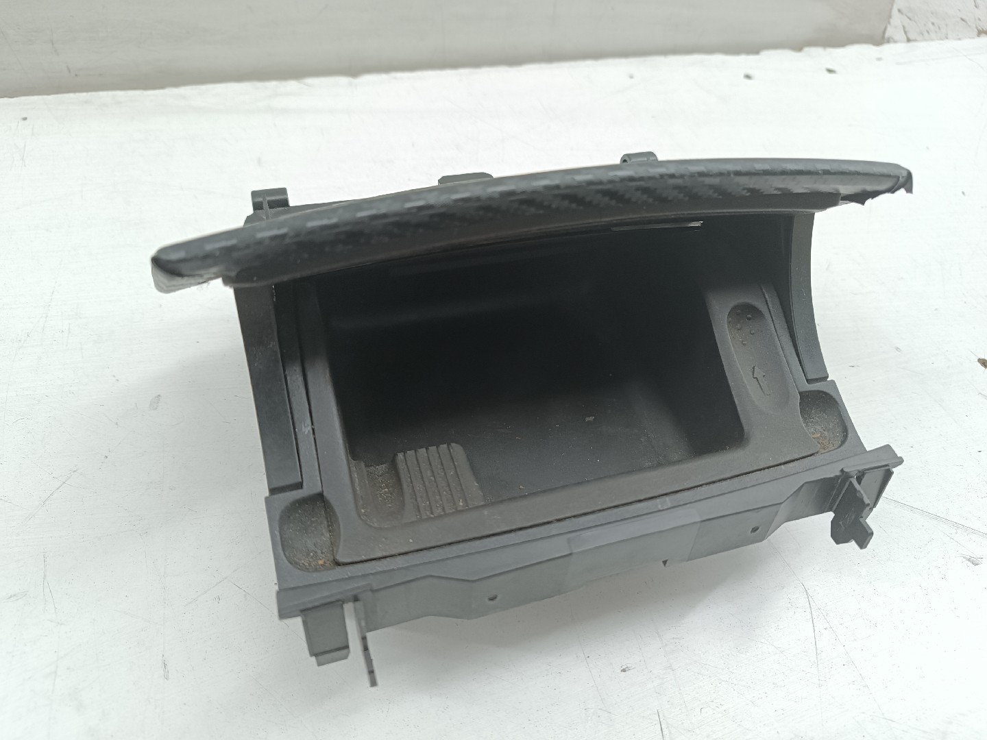 Cinzeiro MERCEDES-BENZ C-CLASS (W203) | 00 - 07 Imagem-4