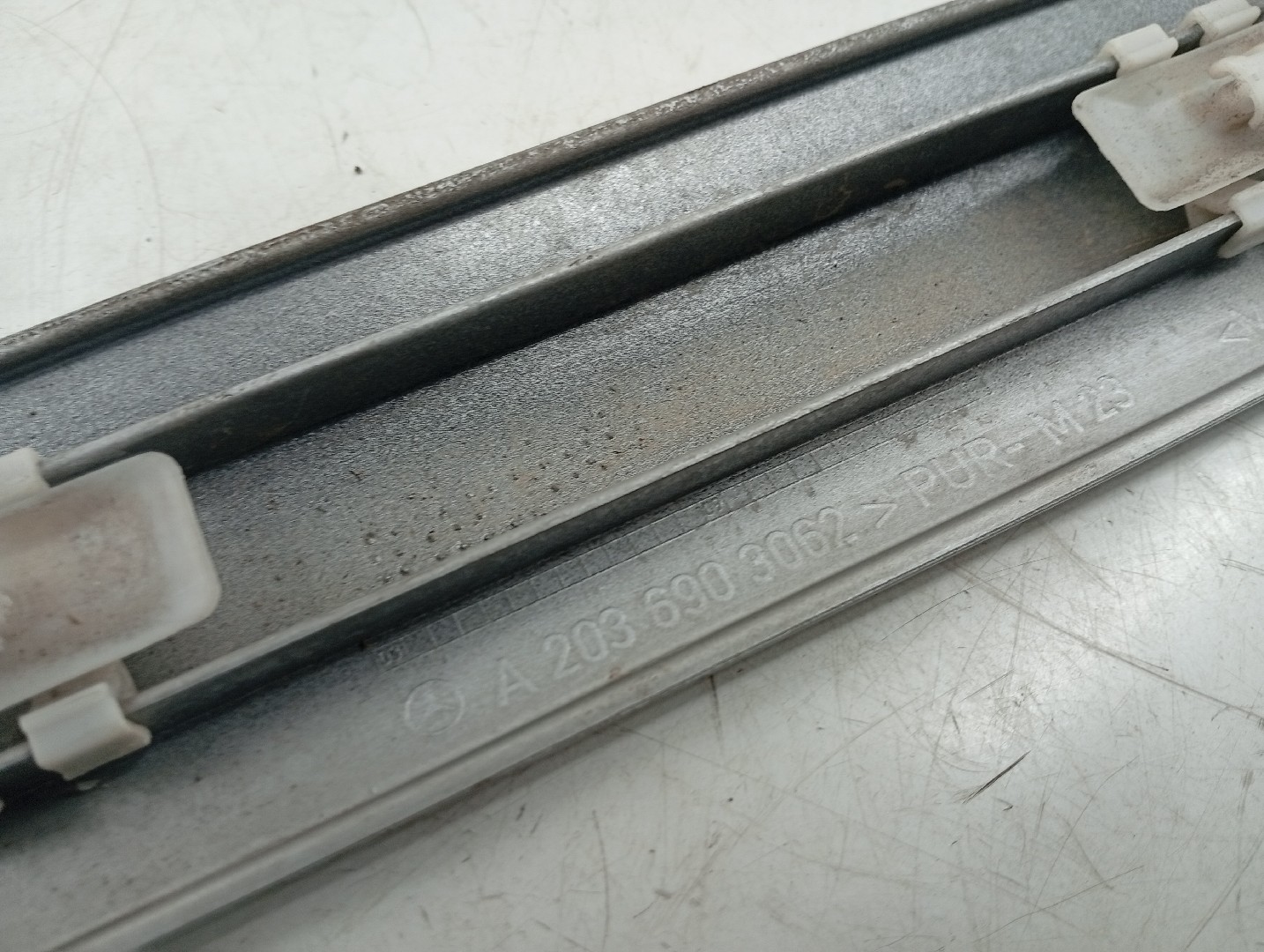 Friso da porta MERCEDES-BENZ C-CLASS (W203) | 00 - 07 Imagem-1