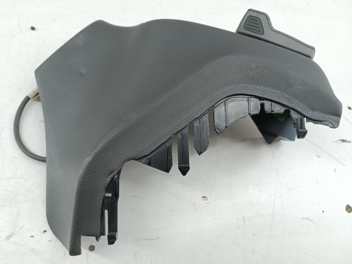 Acabamento de consola central MERCEDES-BENZ C-CLASS (W203) | 00 - 07 Imagem-6