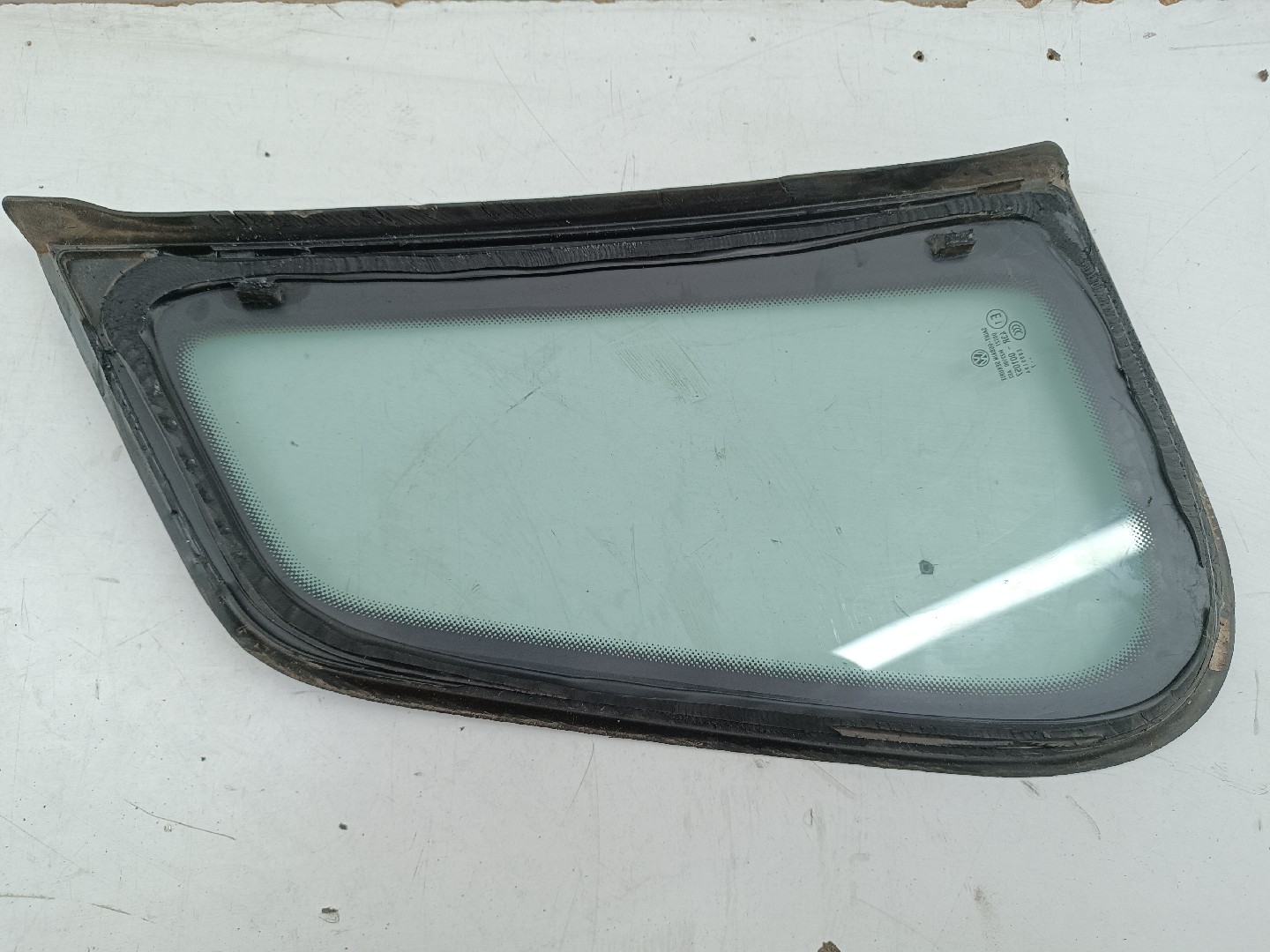 Vidro Painel Tras Esquerdo VOLKSWAGEN POLO (9N_) | 01 - 14