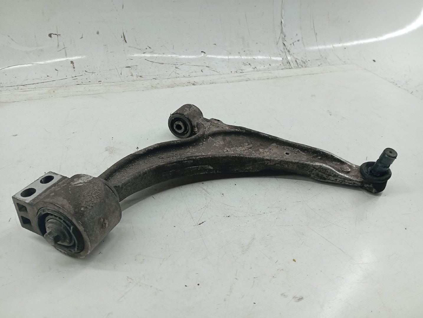 Braço de suspensão frente direito OPEL ASTRA J Sports Tourer (P10) | 10 - 15 Imagem-1