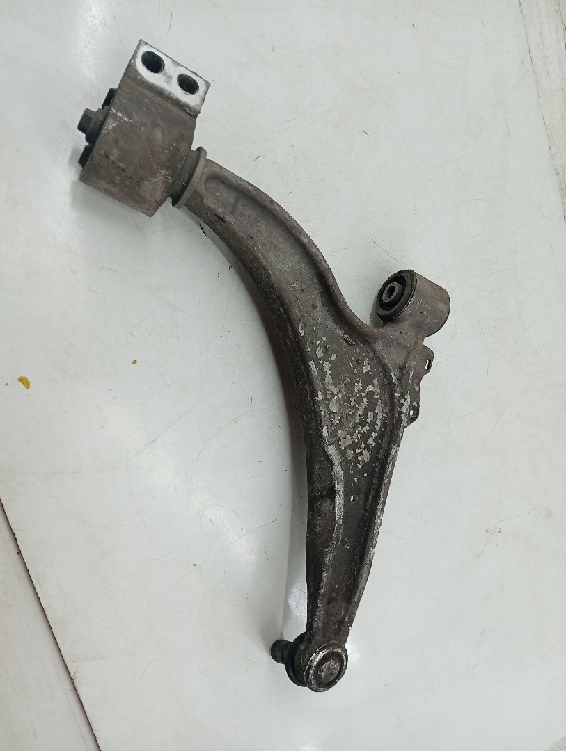 Braço de suspensão frente esquerdo OPEL ASTRA J Sports Tourer (P10) | 10 - 15
