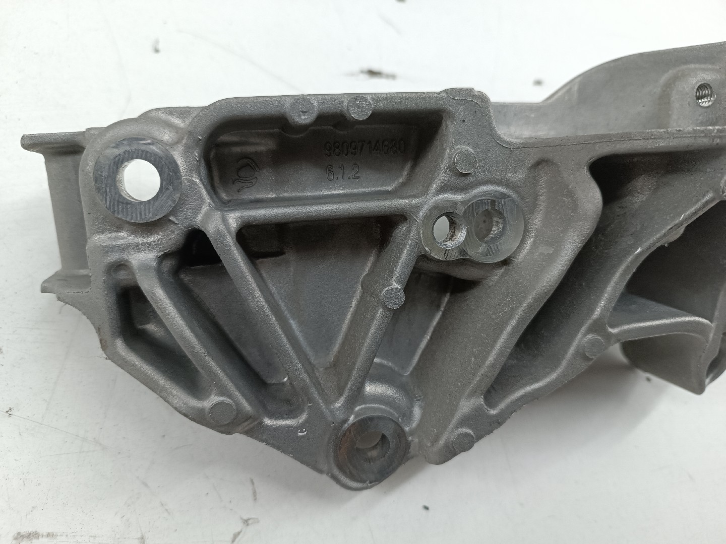 Suporte De Alternador PEUGEOT 3008 SUV (M_) | 16 -  Imagem-1