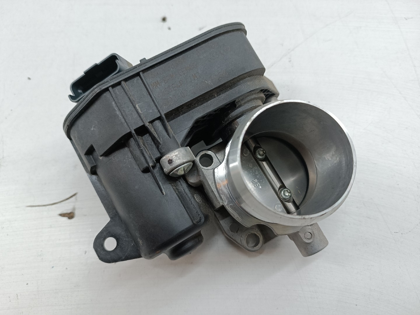 Borboleta de admissão PEUGEOT 3008 SUV (M_) | 16 -  Imagem-4