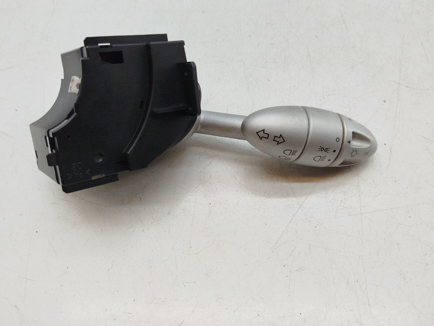 Comutador de piscas e luzes MINI MINI (R50, R53) | 01 - 06