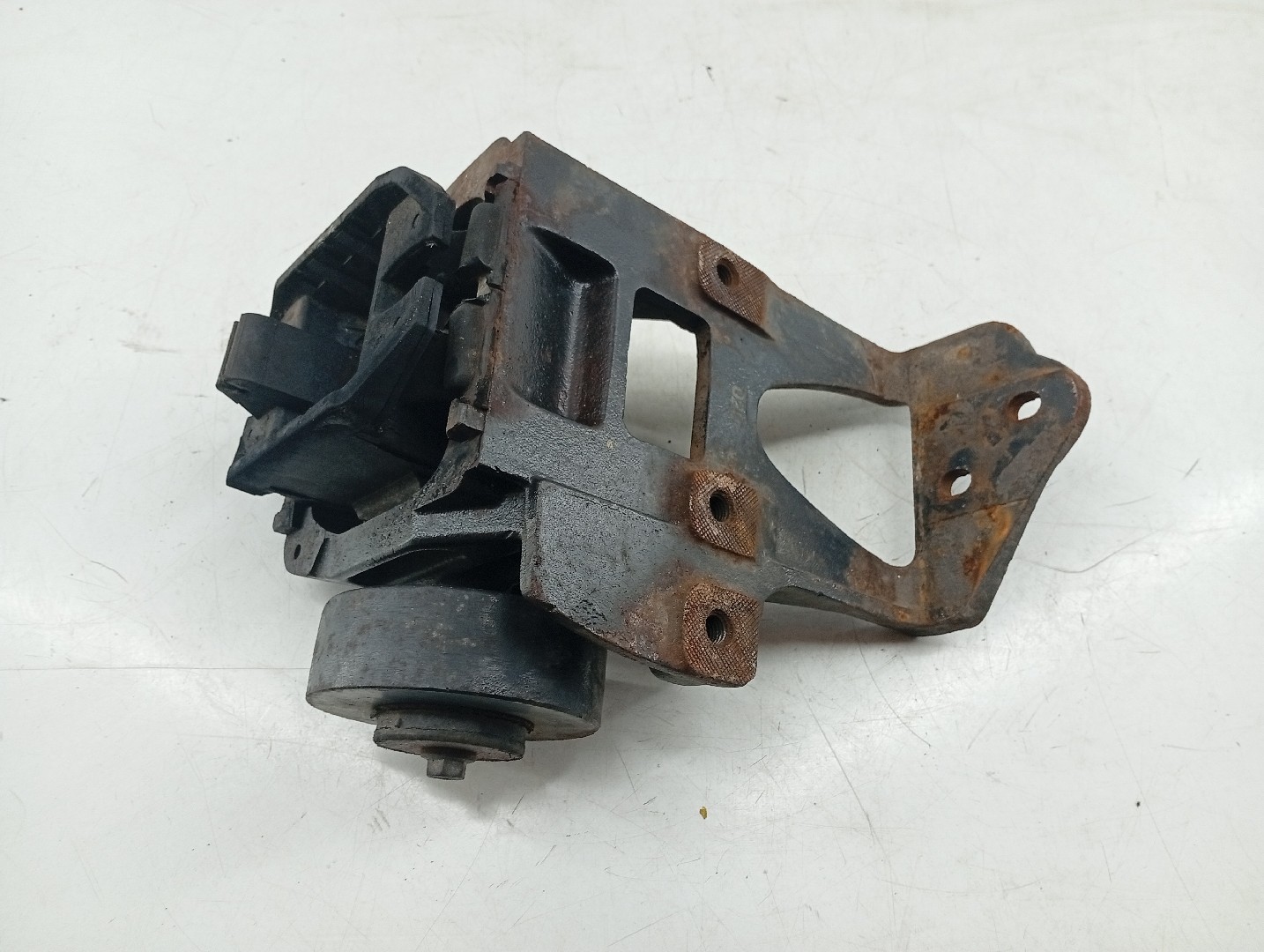 Suporte FORD TRANSIT Caixa (FA_ _) | 00 - 06