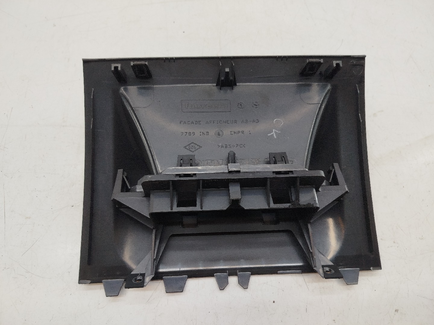 Moldura do display RENAULT MEGANE II (BM0/1_, CM0/1_) | 01 - 12 Imagem-4