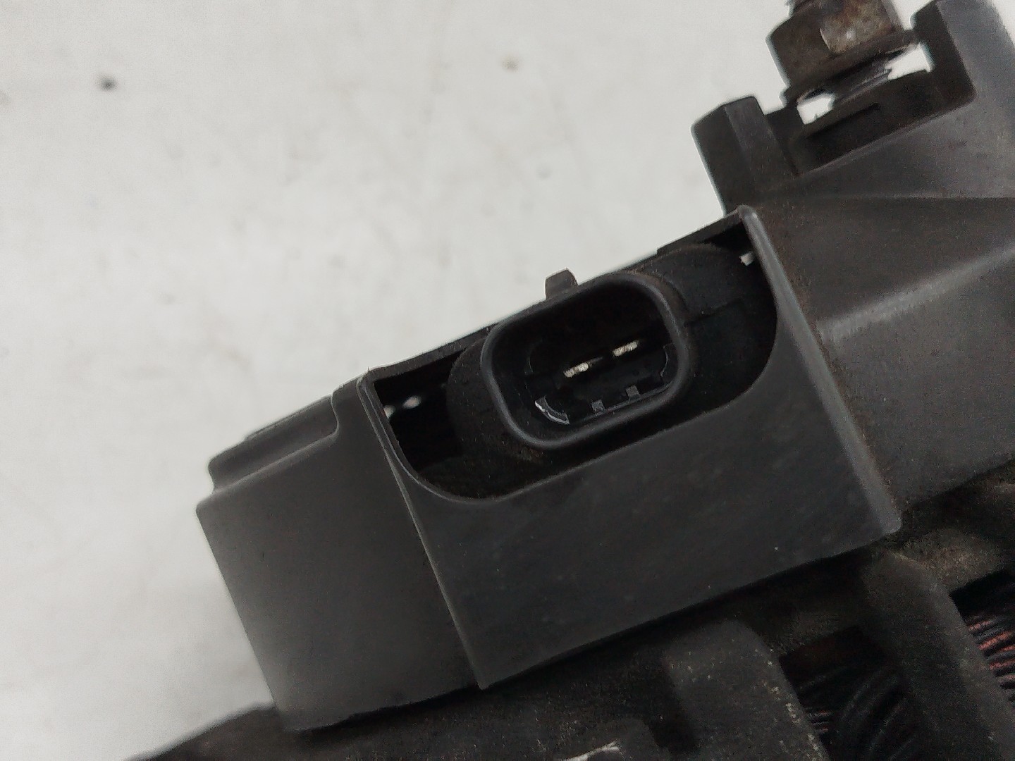 Alternador OPEL ASTRA J Sports Tourer (P10) | 10 - 15 Imagem-6