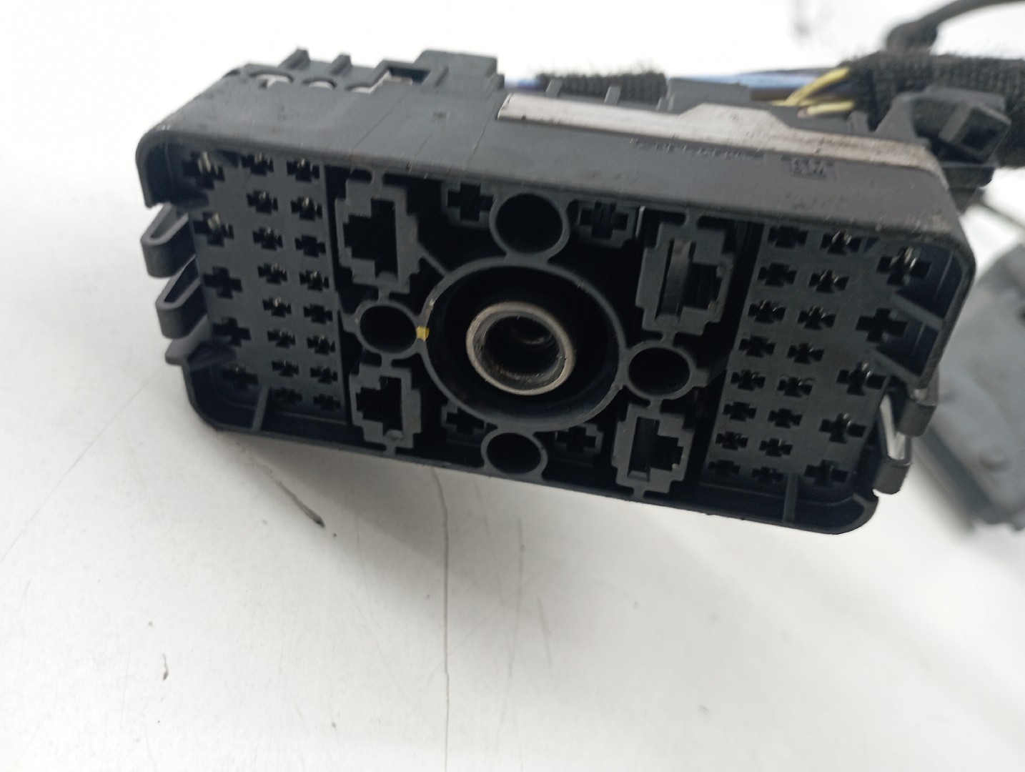 Instalação Elétrica do Motor OPEL ASTRA J Sports Tourer (P10) | 10 - 15 Imagem-2