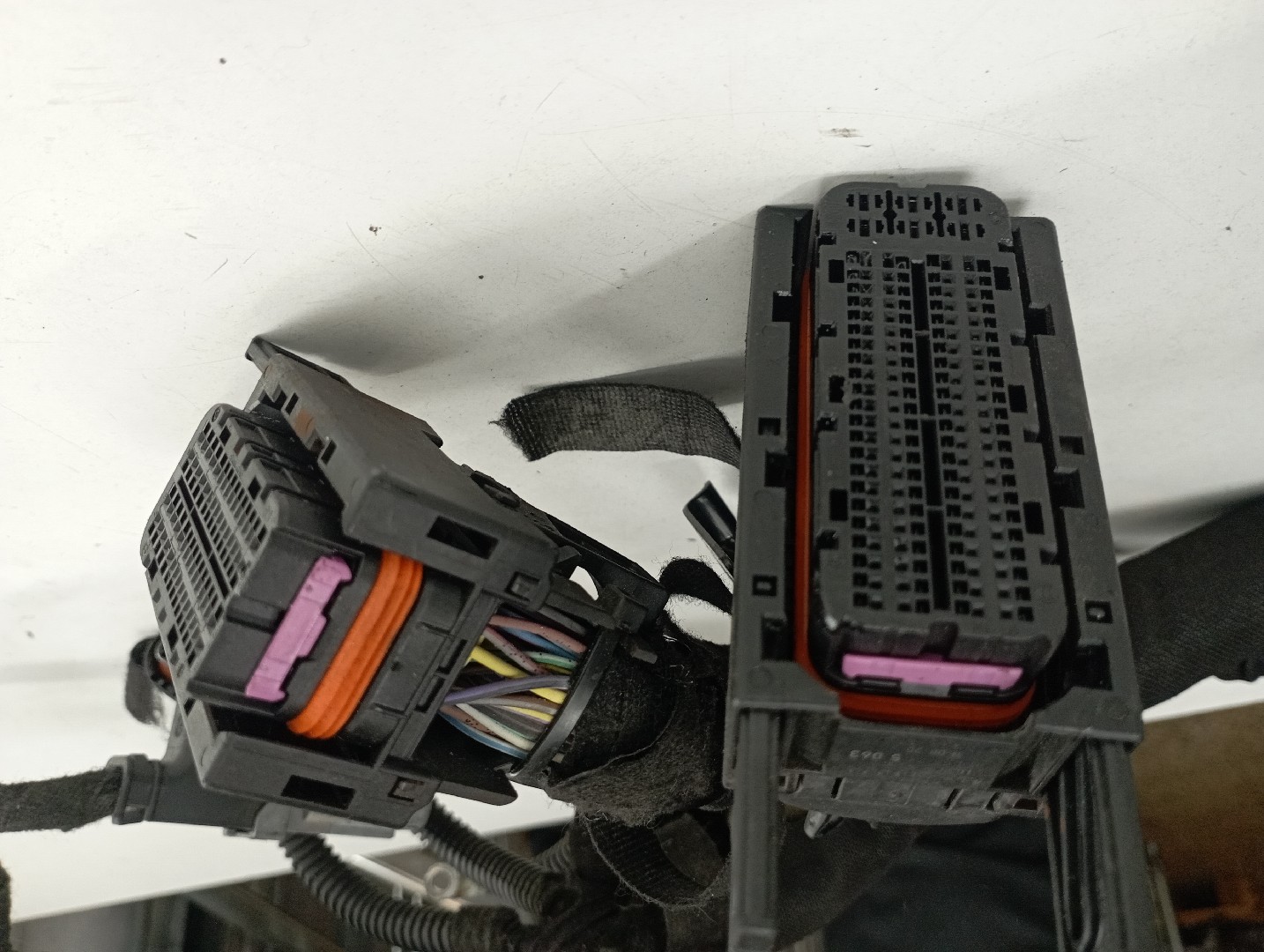 Instalação Elétrica do Motor OPEL ASTRA J Sports Tourer (P10) | 10 - 15 Imagem-4