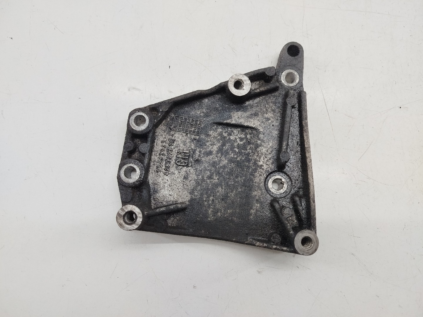 Suporte de Compressor de Ar Condicionado OPEL ASTRA J Sports Tourer (P10) | 10 - 15