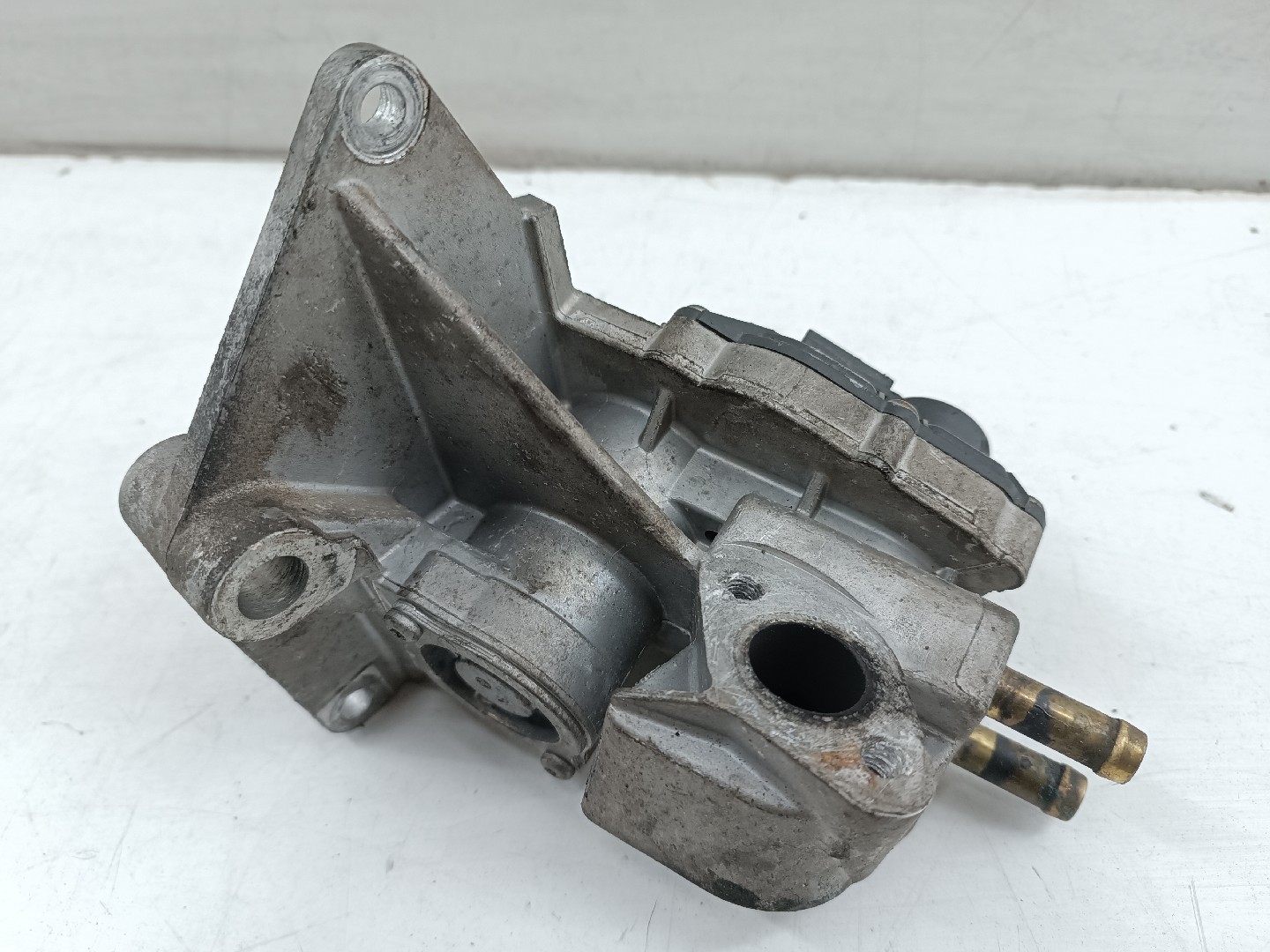 Válvula EGR AUDI A3 (8L1) | 96 - 06 Imagem-2