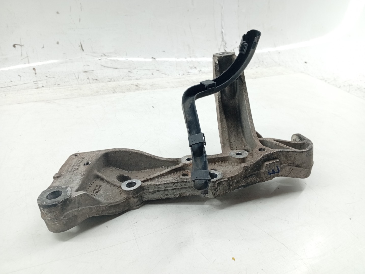 Braço de Suspensão da Roda Esquerda AUDI A3 (8L1) | 96 - 06 Imagem-1