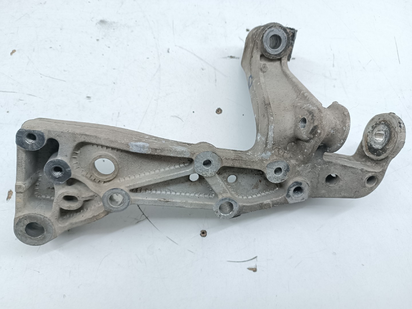 Braço de suspensão frente esquerdo OPEL ASTRA G Combi (T98) | 98 - 04