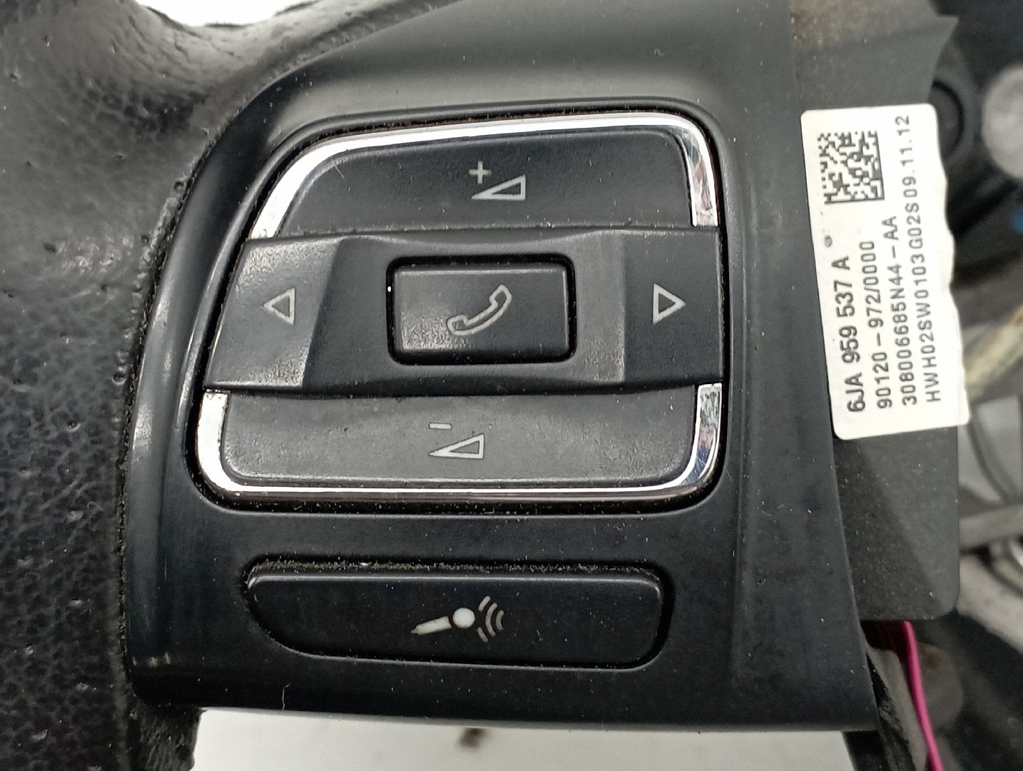 Volante SEAT TOLEDO IV (KG3) | 12 - 19 Imagem-3