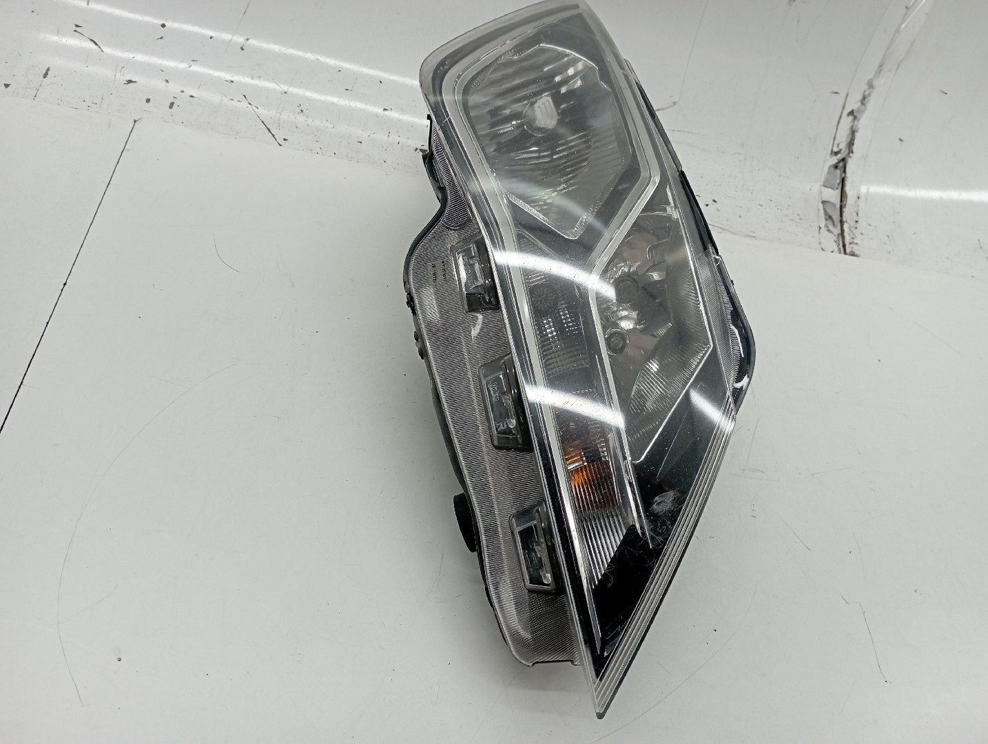 Faro Dcho SEAT TOLEDO IV (KG3) | 12 - 19 Imagem-8