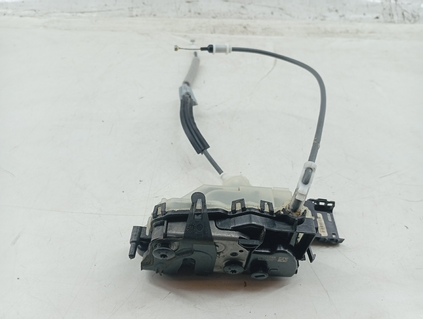 Fecho da Porta Frente Direito PEUGEOT 2008 II (U_) | 19 -  Imagem-6