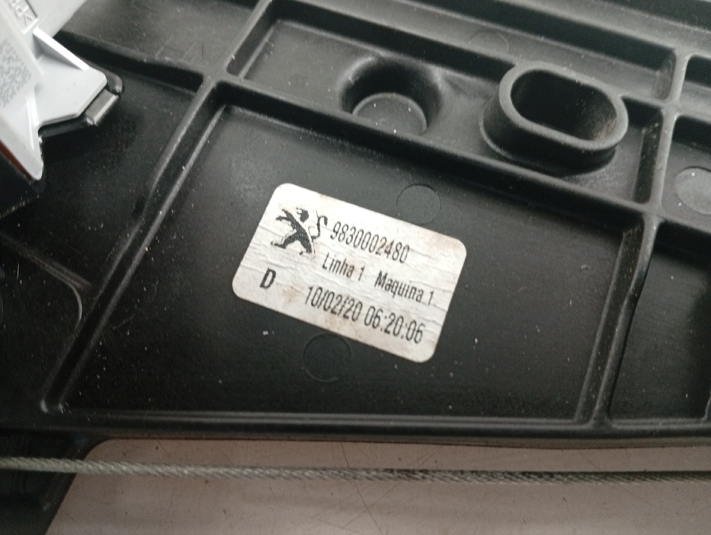 Motor e elevador de vidro trás direito PEUGEOT 2008 II (U_) | 19 -  Imagem-2