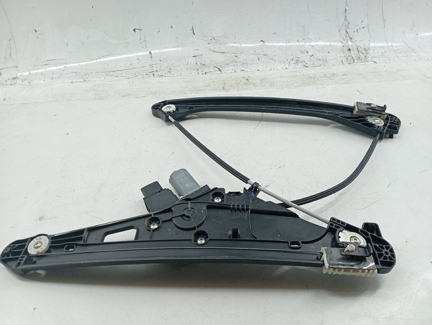 Motor e elevador de vidro frente direito PEUGEOT 3008 SUV (M_) | 16 -  Imagem-4