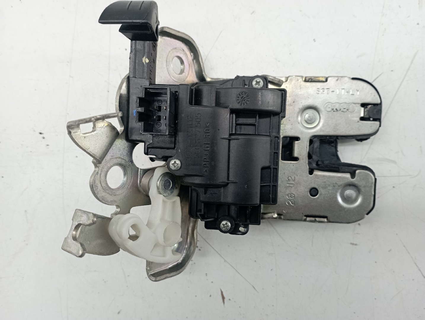 Fecho da Mala SEAT TOLEDO IV (KG3) | 12 - 19