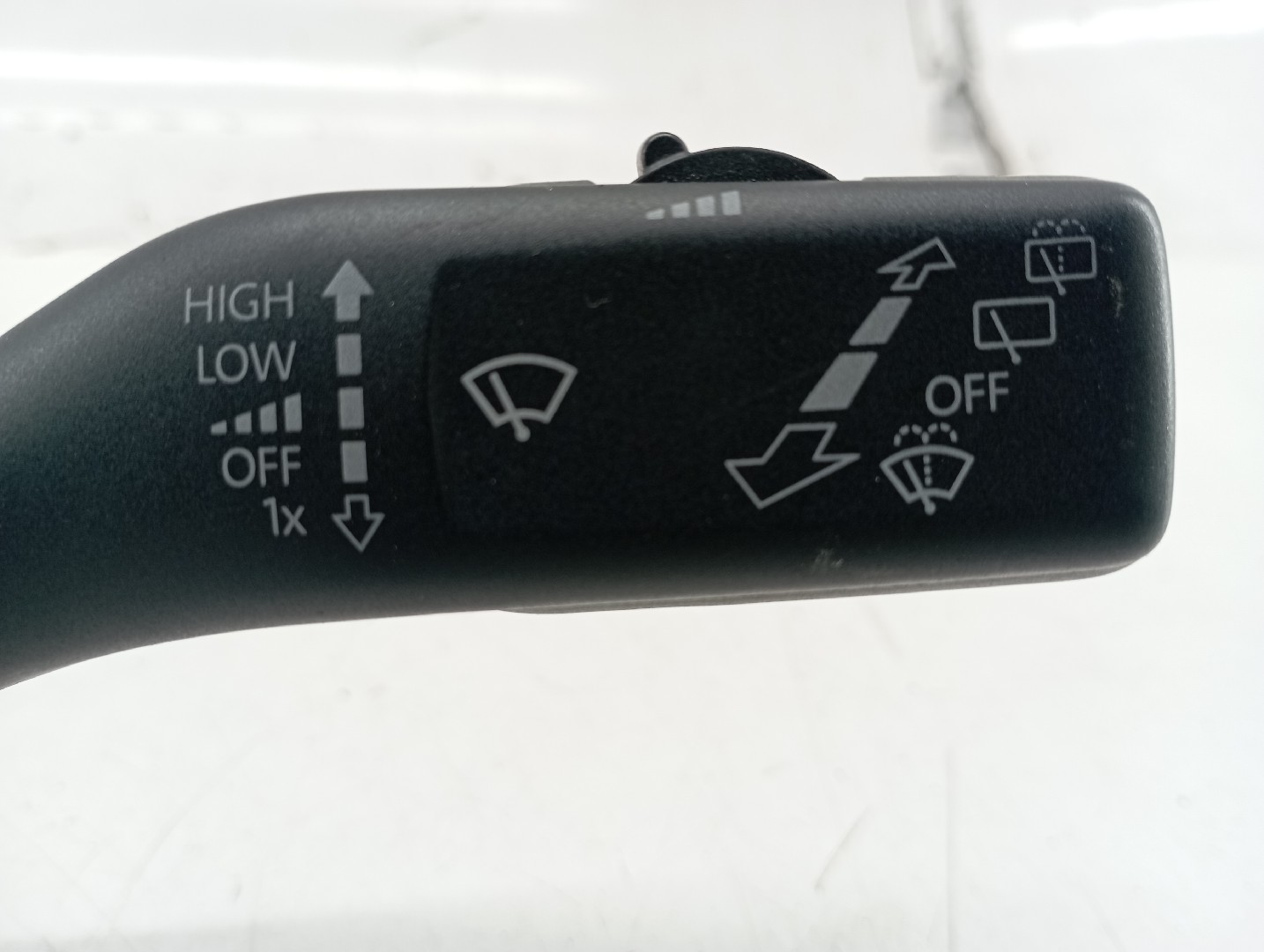 Comutador de Luzes /Piscas /Limpa Para-Brisas SEAT TOLEDO IV (KG3) | 12 - 19 Imagem-1