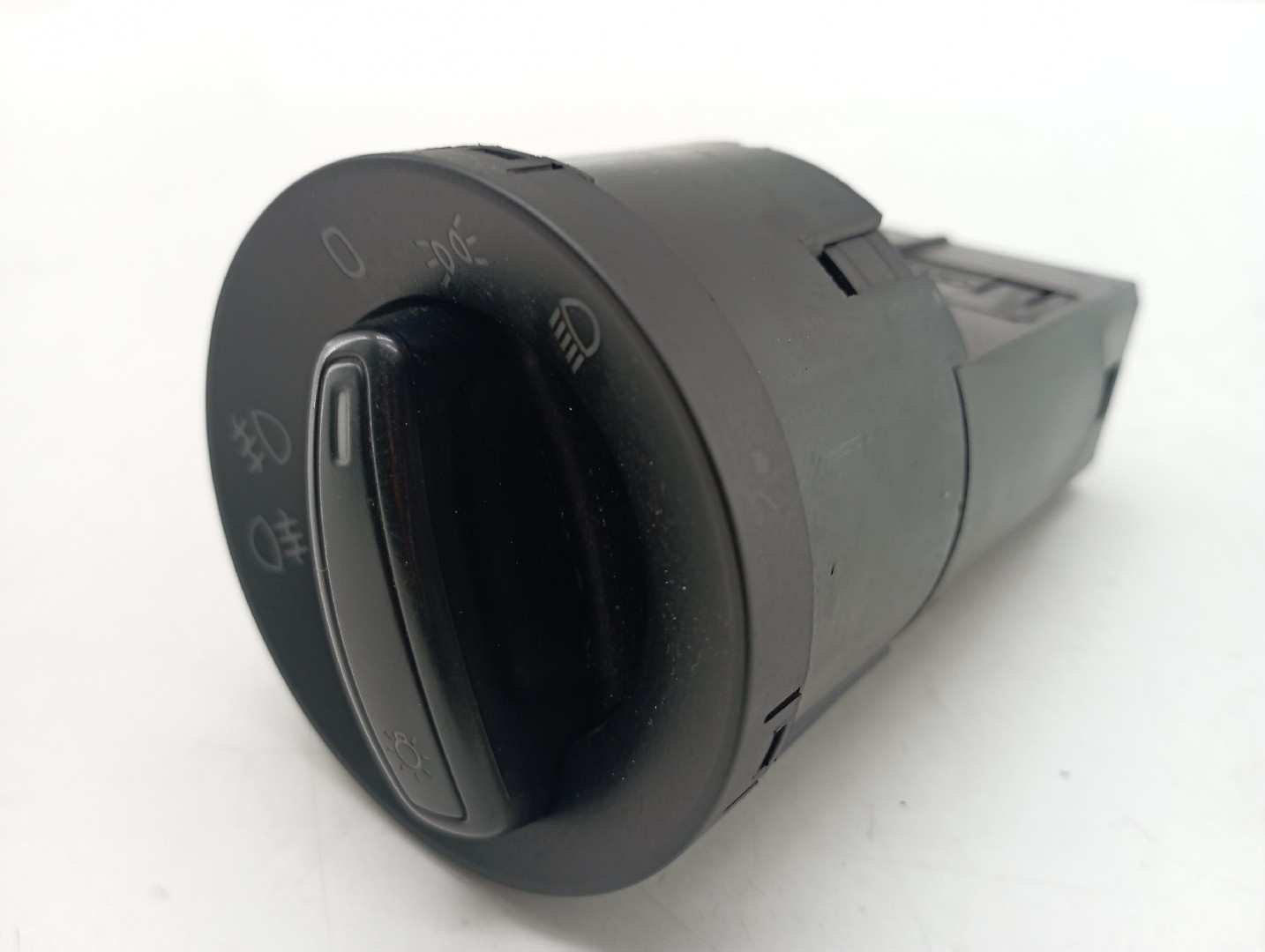 Regulador de luzes SEAT TOLEDO IV (KG3) | 12 - 19 Imagem-1